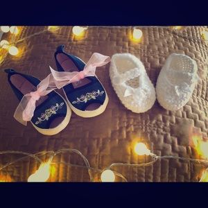 3-6 month old never worn baby girl shoes.